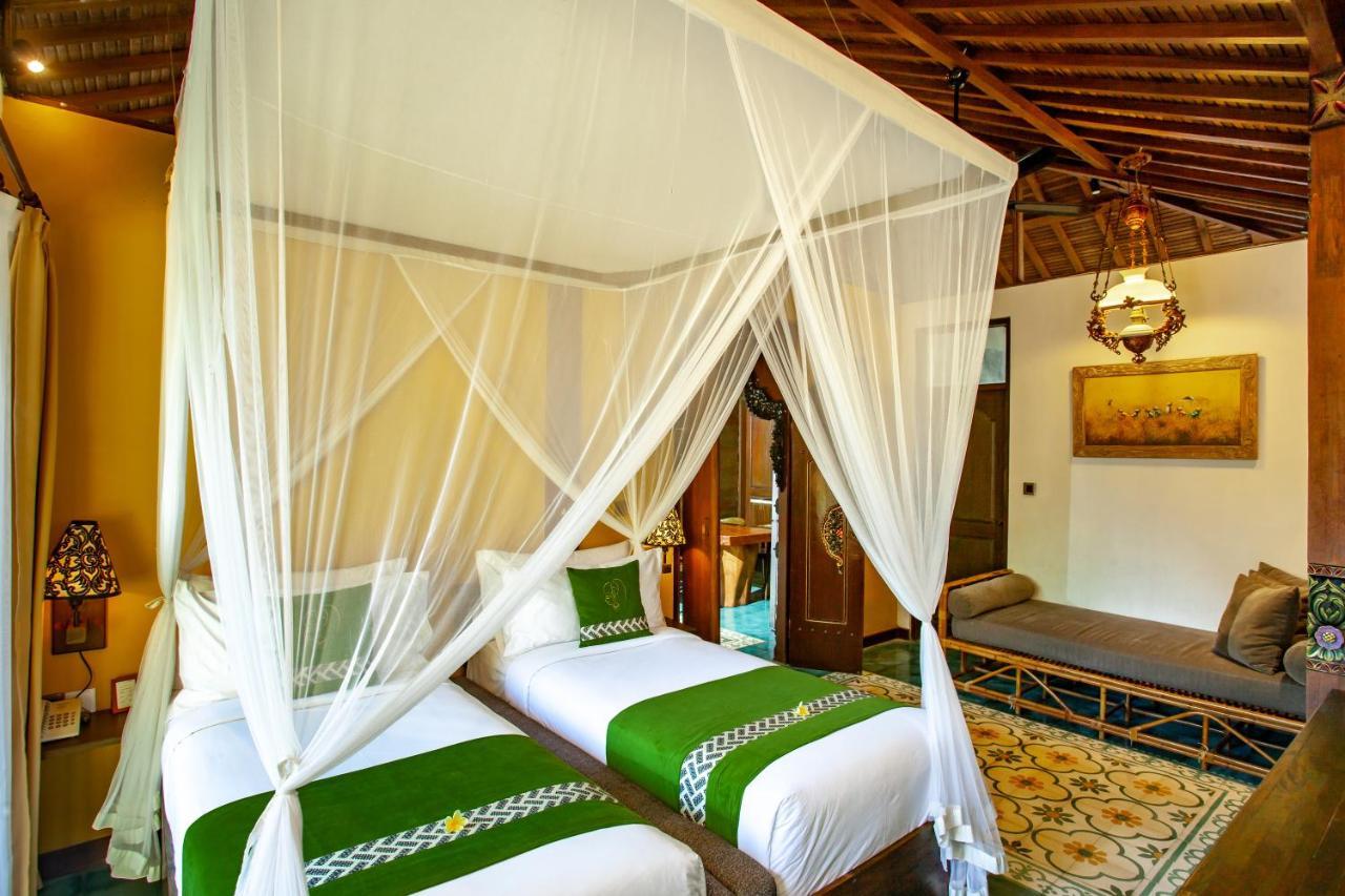 Arya * Ubud